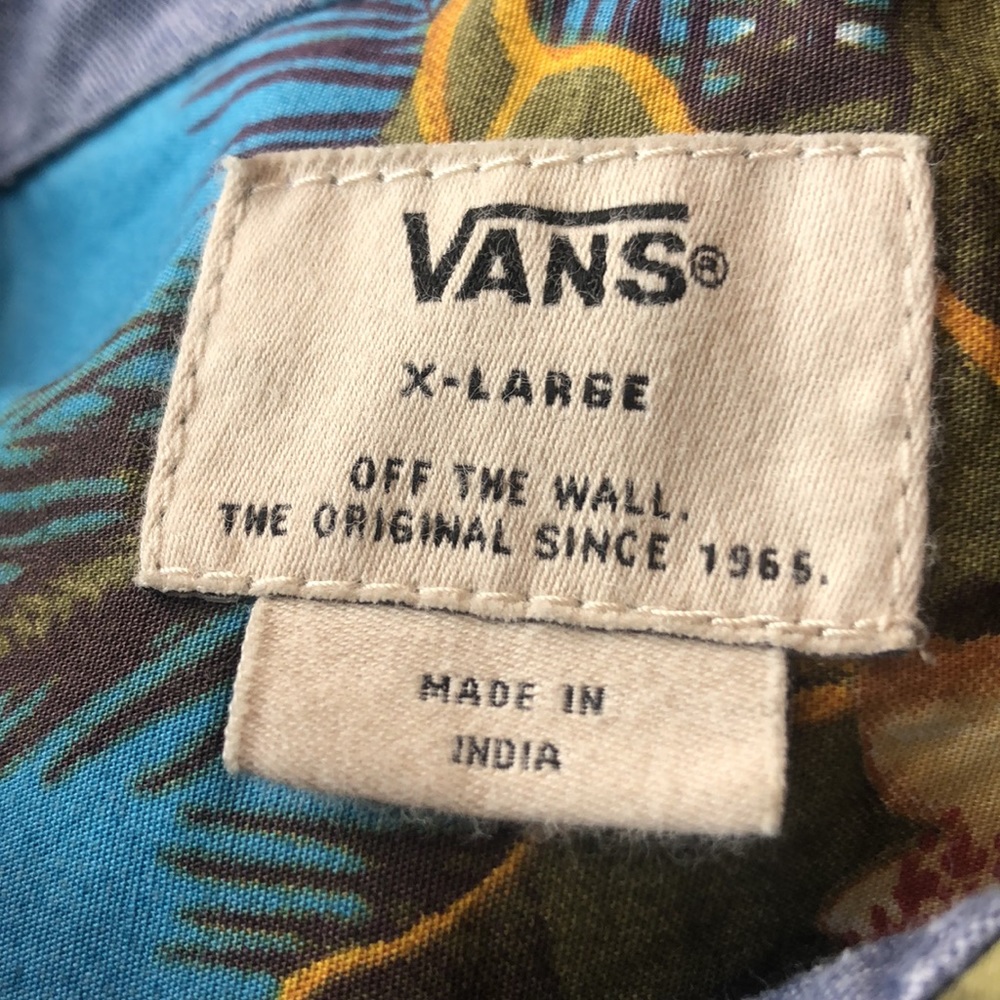 Vans Aloha Button Down - image 7